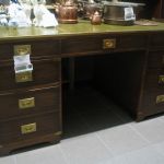 463 8203 WRITING DESK